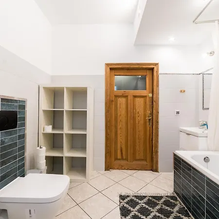 Apartment Kopernika Old Town By Bookinghost